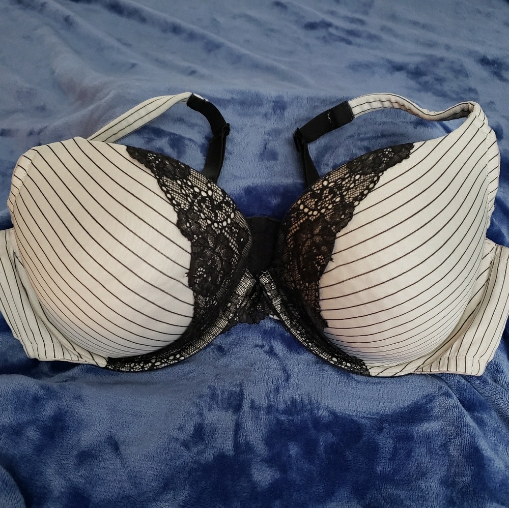 Cacique Bra. FINAL SALE